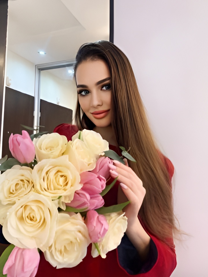 Изабелла привлекательная девушка из Каргат цена от 2000 руб