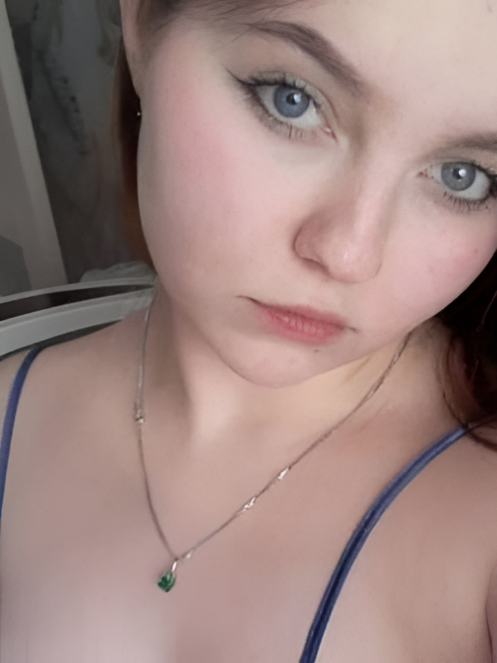 Василиса привлекальеная девушка из Каргат цена от 4000 руб