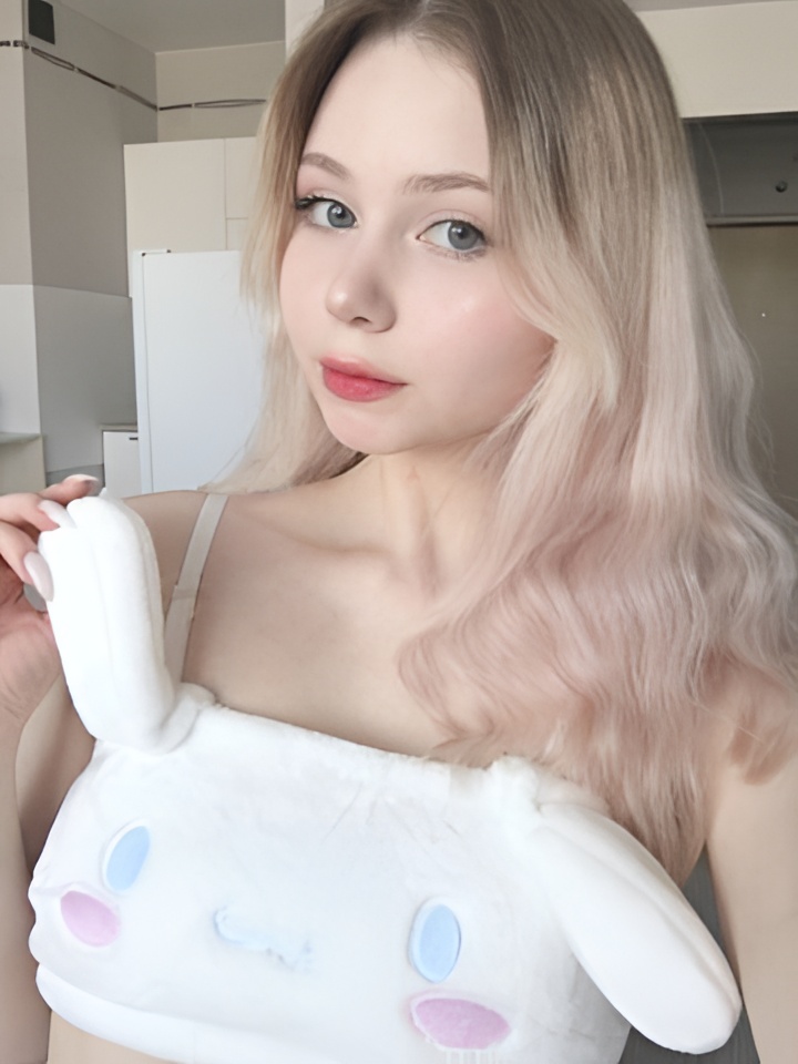 Виктория привлекальеная девушка из Каргат цена от 2000 руб