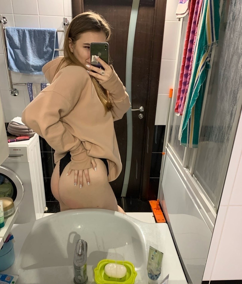 Дашка привлекальеная девушка из Каргат цена от 4000 руб