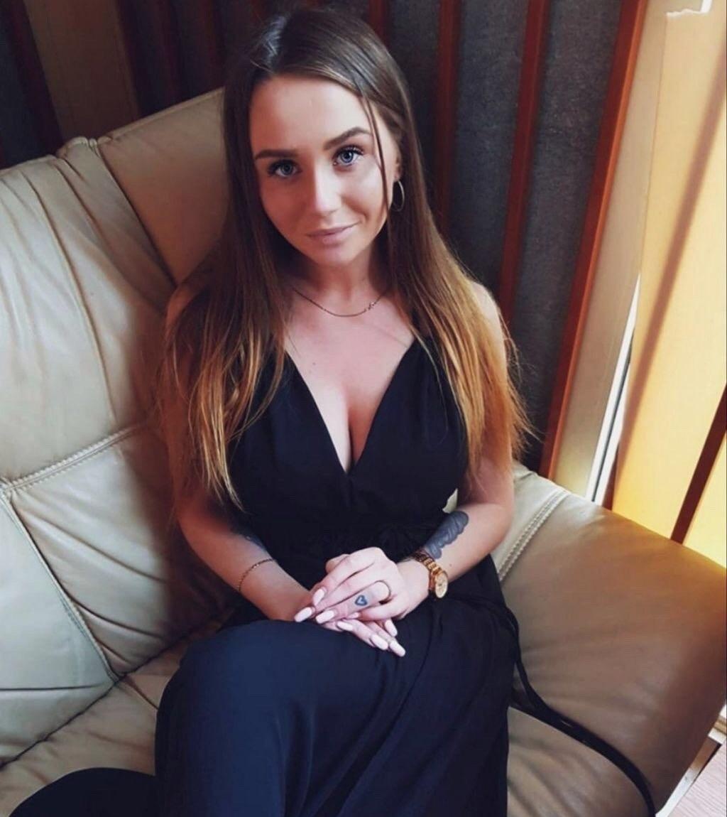 Лена привлекальеная девушка из Каргат цена от 3000 руб