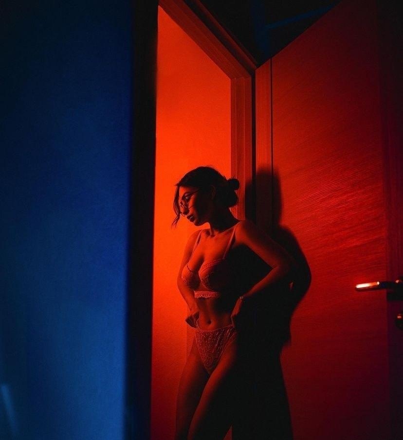 Алёна привлекальеная девушка из Каргат цена от 5000 руб