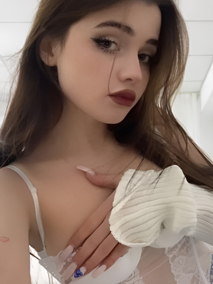 Индивидуалка Нила, доступна для личного знакомства от 2000 руб