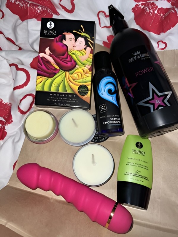 Анюта привлекательная девушка из Каргат цена от 2000 руб