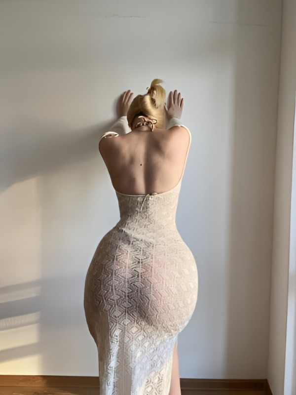 Эмма привлекательная девушка из Каргат цена от 1500 руб