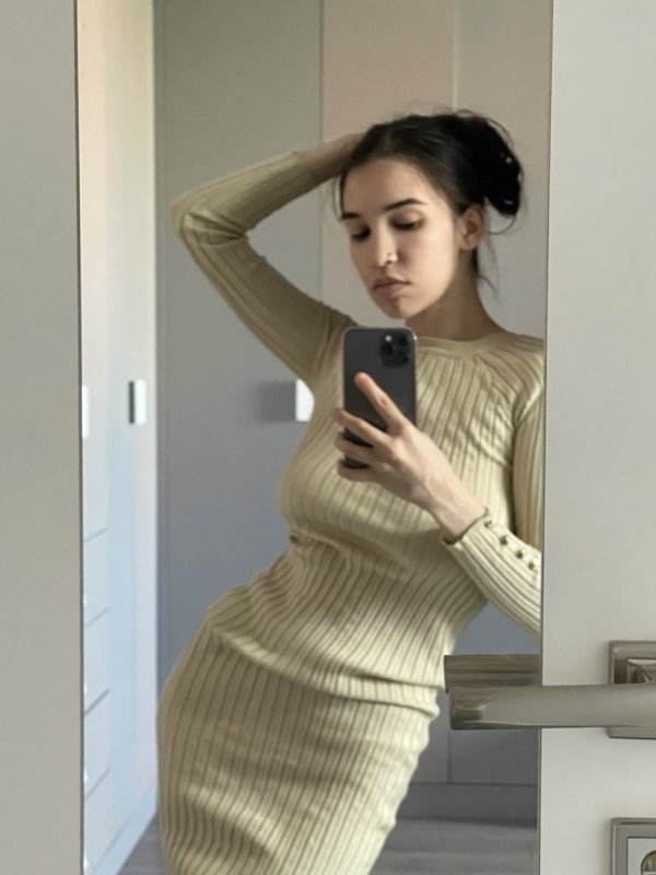 Юля привлекательная девушка из Каргат цена от 3500 руб