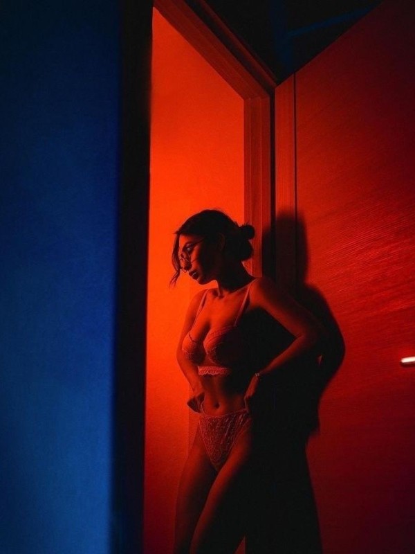 Алёна привлекательная девушка из Каргат цена от 5000 руб